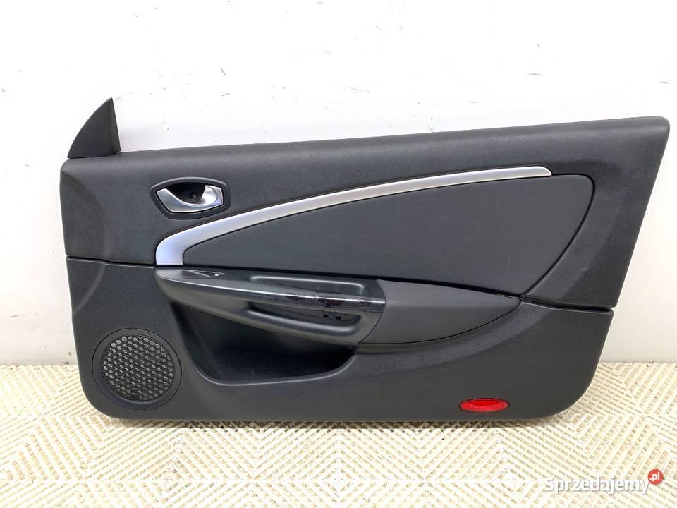 BOCZEK DRZWI PRAWY PRZÓD RENAULT MEGANE III