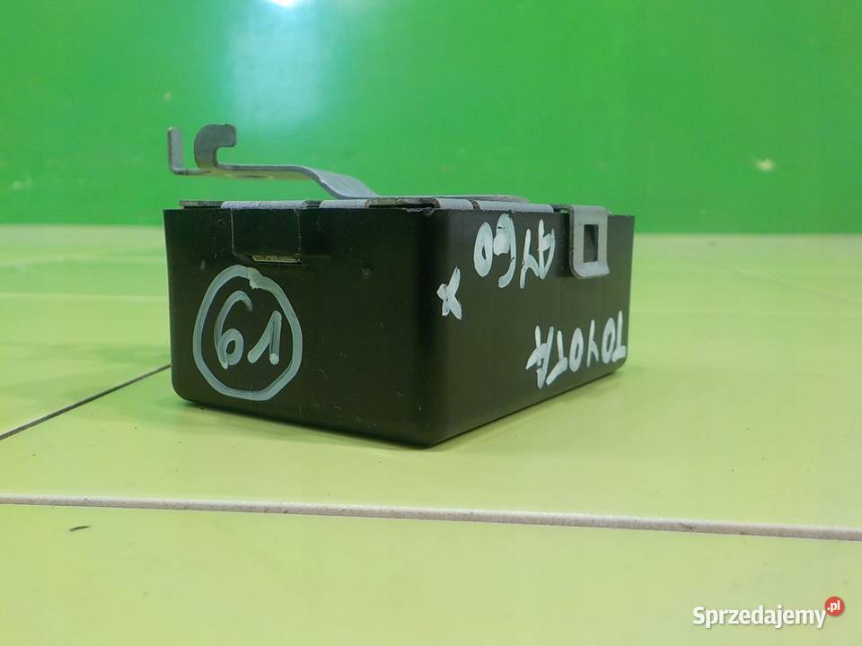 TOYOTA AYGO X 10 VVTI AUT 22r 5D modul sterownik Suków