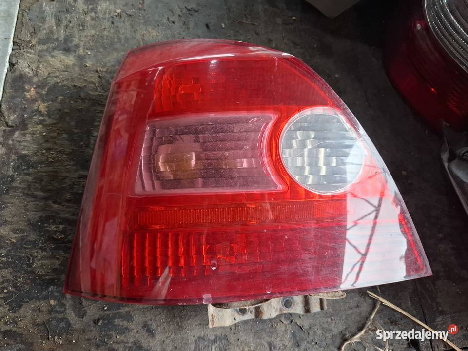 Lampa Lewa Tył Honda Civic VII Wisznice sprzedam