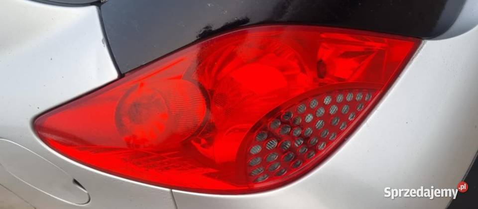lampa tylna lampy tylne Peugeot 207 przedlift fl Motoryzacja Bodzentyn sprzedam