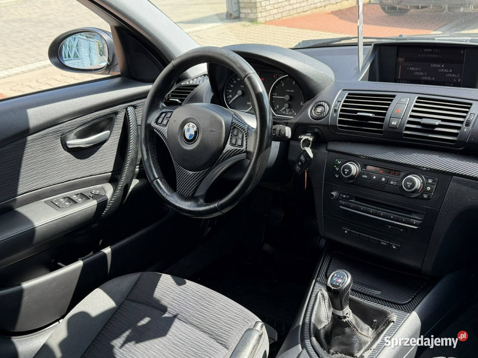 BMW 118 BMW 118d 143 Navi Podgrzewane fotele komputer pokładowy Gostyń