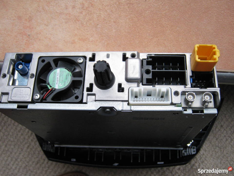 7711422440 LAGUNA III RAMKA RADIA NA RADIO śląskie Częstochowa sprzedam