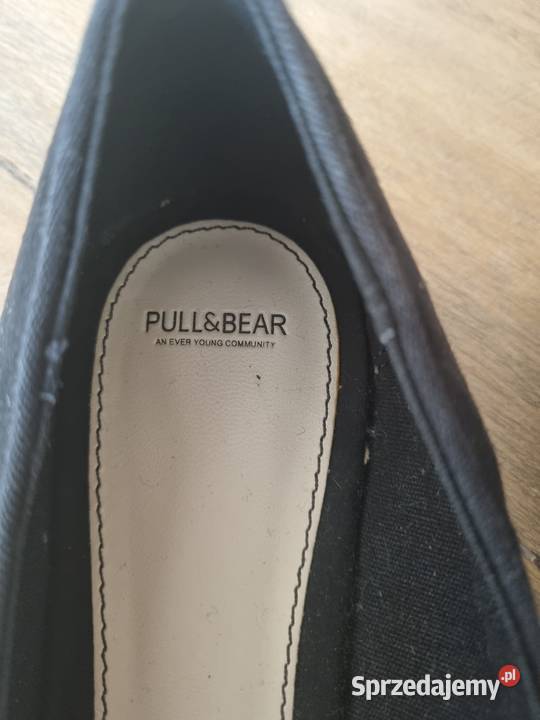 Czarne baleriny PullBear Warszawa