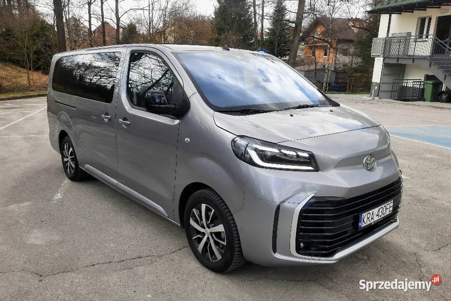 Toyota Proace Verso 8osób 20D4D177 Long VIP 9tkm gniazdo AUX ProAce Verso Samochody osobowe