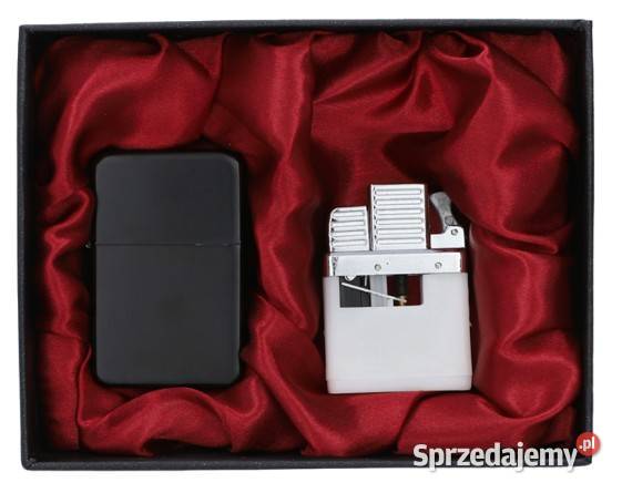 Czarna Zapalniczka Benzynowa w Zestawie z Pozostałe Ostrowy nad Okszą