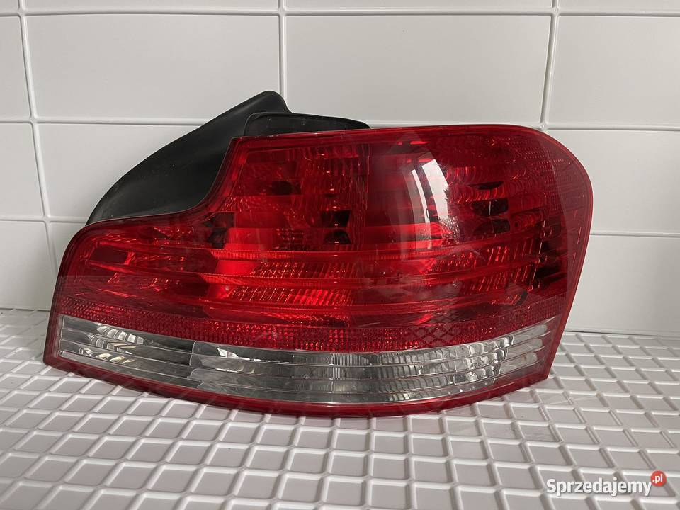 BMW 1 PRAWA LAMPA TYŁ CABRIO Ostroróg