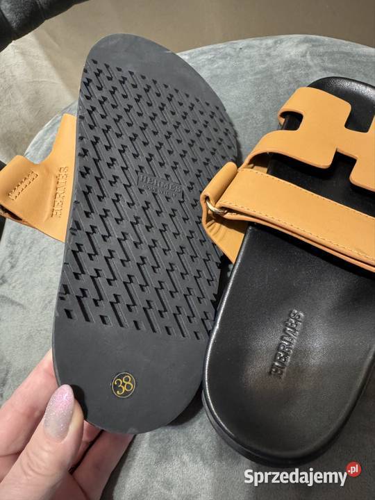 Klapki damskie Herms r38 skóra naturalna WAWA Sandały i klapki Warszawa