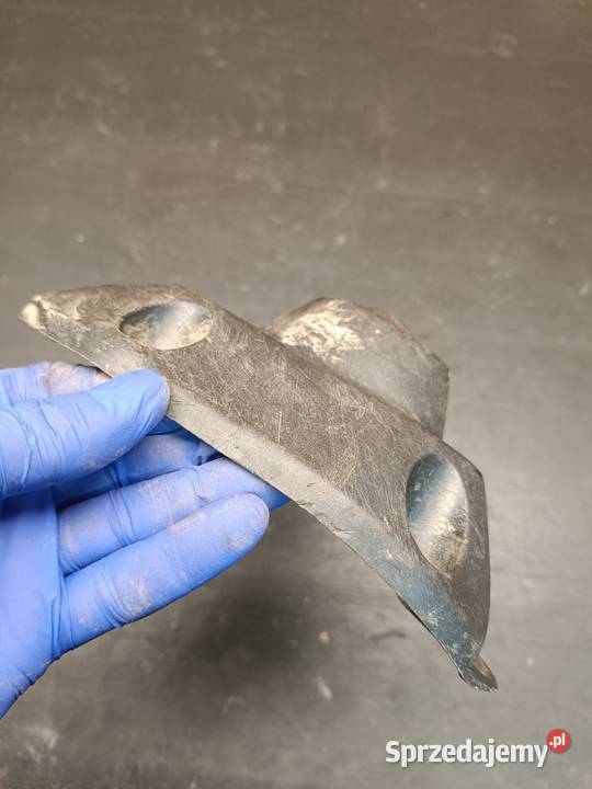 Osłona ramy pompy wody plastik części Suzuki DRZ Plastiki Gołaczewy