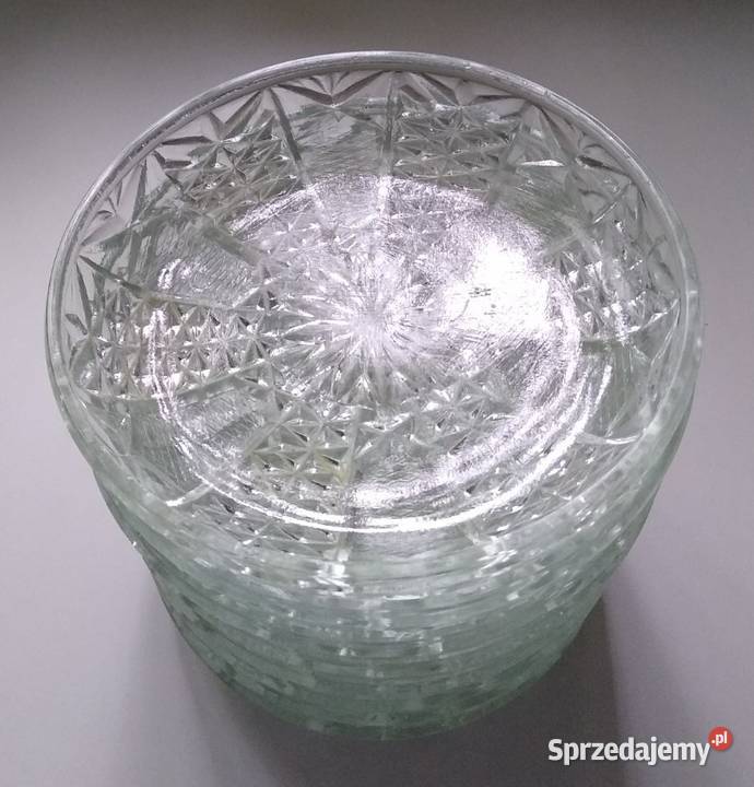 Talerzyki Talerze Szkło 8 sztuk sprzedam