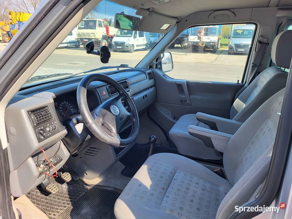 Volkswagen Caravelle 25 TDI 590000km Jasło
