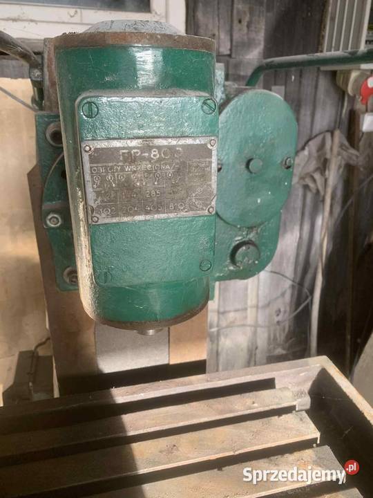 Frezarka narzędziowa