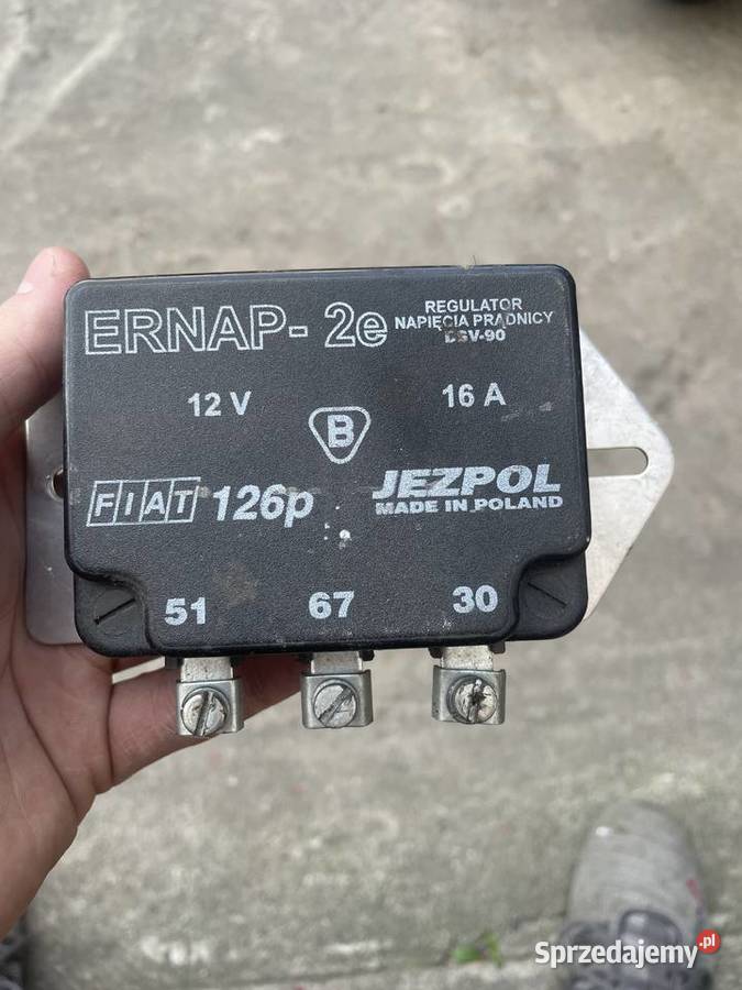 Regulator napięcia Fiat 126p Części i akcesoria wielkopolskie Swarzędz