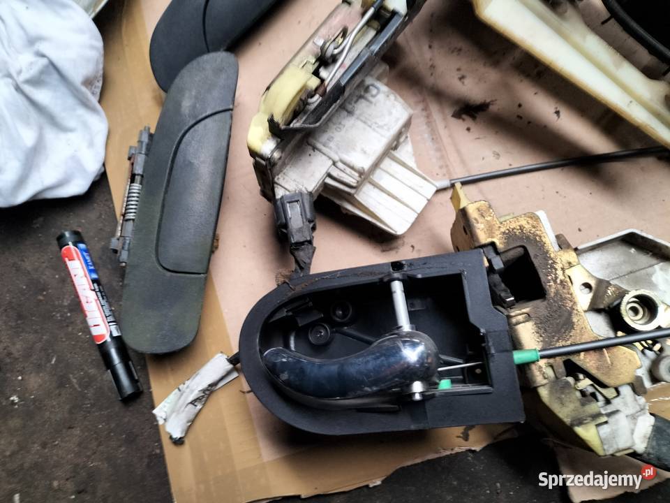 MONDEO MK1 MK2 KALMKA ZAMEK ZAMKI KLAMKI RĄCZKI Kamień-Kolonia