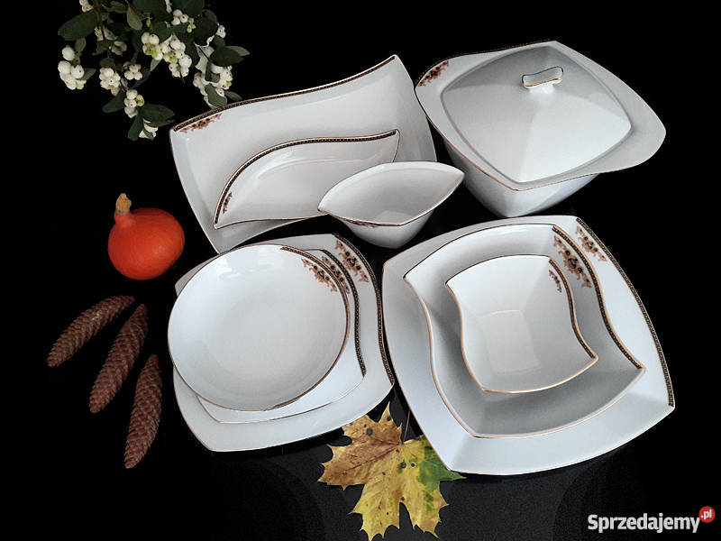 Serwis obiadowy Floralis 12 osób producenta Wałbrzych sprzedam