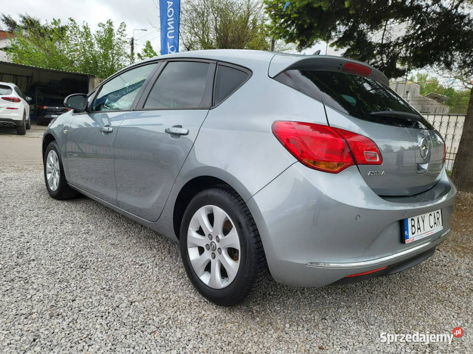 Opel Astra 14 Turbo 120 I Właściciel 100 podgrzewane fotele łódzkie Pabianice