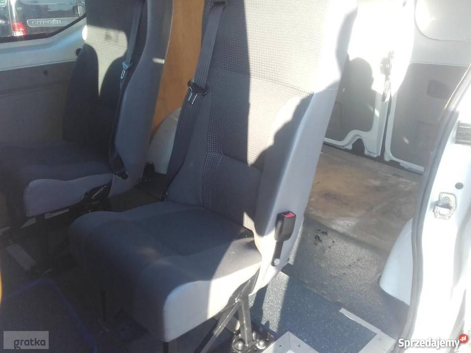 OPEL VIVARO 5 OSOBOWY TOWAROWY RENAULT TRAFIC sprzedam