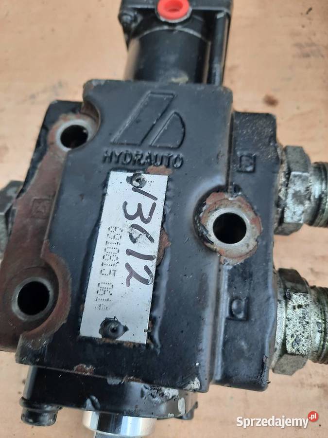 Rozdzielacz hydrauliki HYDRAUTO 69108150614 Staszów sprzedam