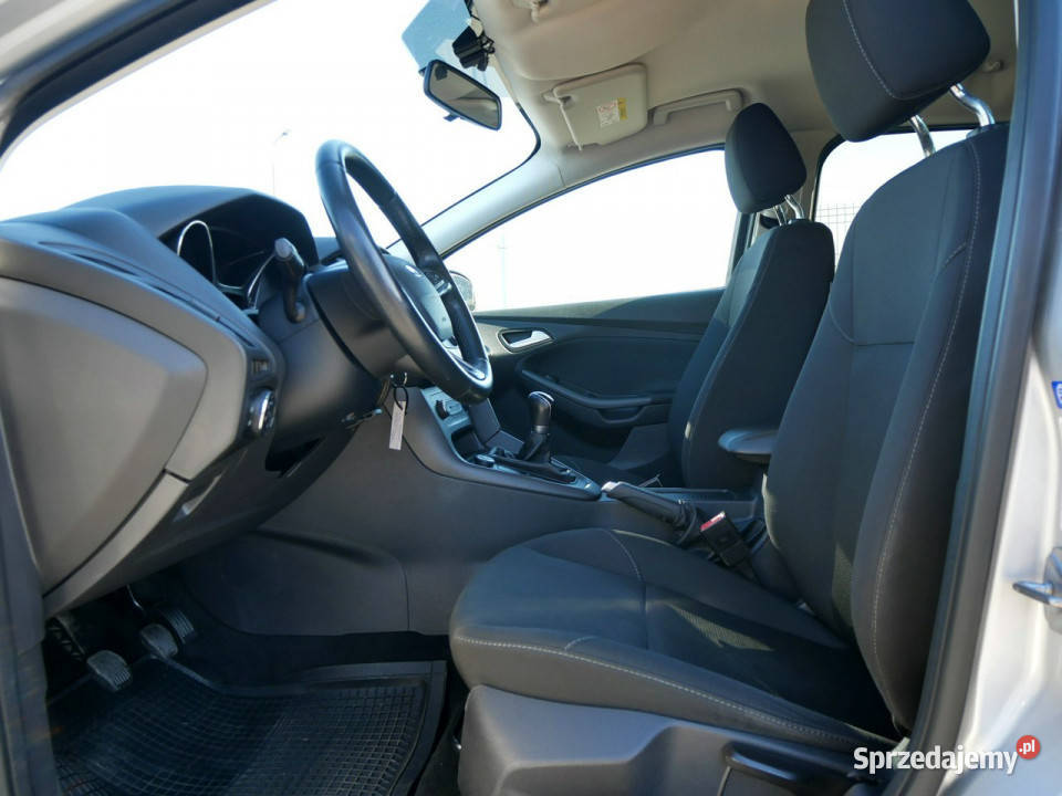 Ford Focus 10 EBst 100 Kombi Nowy Rozrząd Kpl czujnik parkowania Motoryzacja sprzedam