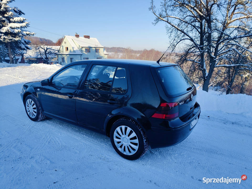 Sprzedam Volkswagen Golf IV 14 benzyna 5drzwi z Brzesko sprzedam