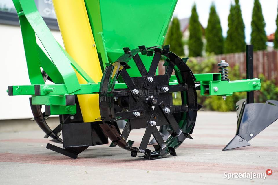 Sadzarka jednorzędowa do sadzenia roślin Rolnictwo Tajęcina sprzedam