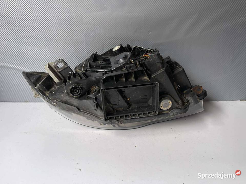 BMW 1 E87 LEWA LAMPA PRZÓD ZWYKŁA Lampy przednie Ostroróg sprzedam