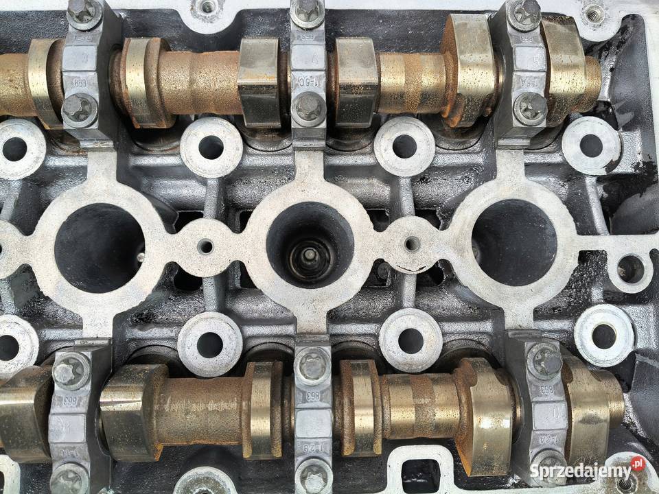 GŁOWICA CYLINDRÓW Opel Astra H Meriva A 16 16V Chełm