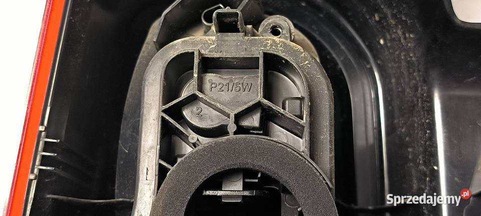 LAMPA PRAWA TYŁ TOYOTA PROACE II 9808243080 Pozostałe Lipno