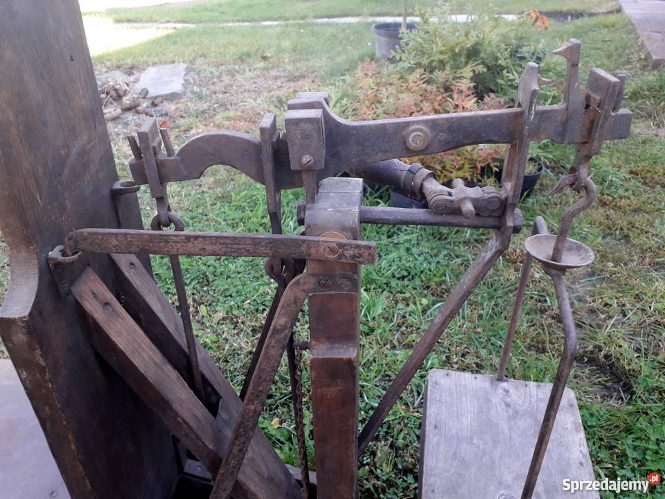 Przedwojenna waga dziesiętna Pogórska Wola