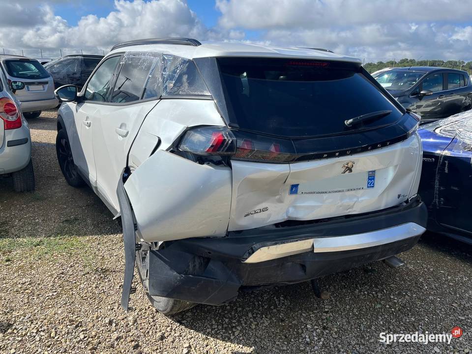 PEUGEOT 2008 II 15 BlueHDi 130 Roadtrip EAT8 biały
