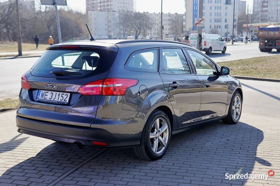 Ford Focus 15 EcoBoost Gold X ASS salon Polska światła LED Warszawa
