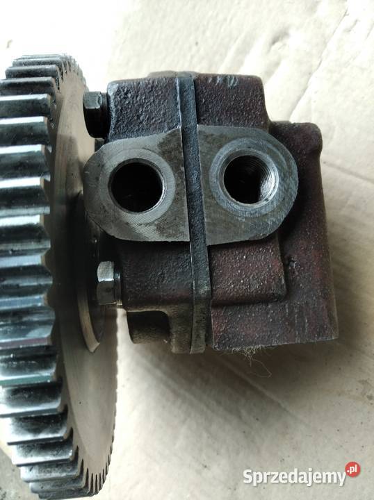 Ursus C 328 pompa oleju silnika używana sprzedam