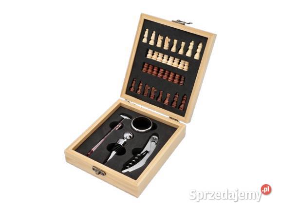 Zestaw z Kompletem Akcesoriów do Wina z Szachami Ostrowy nad Okszą