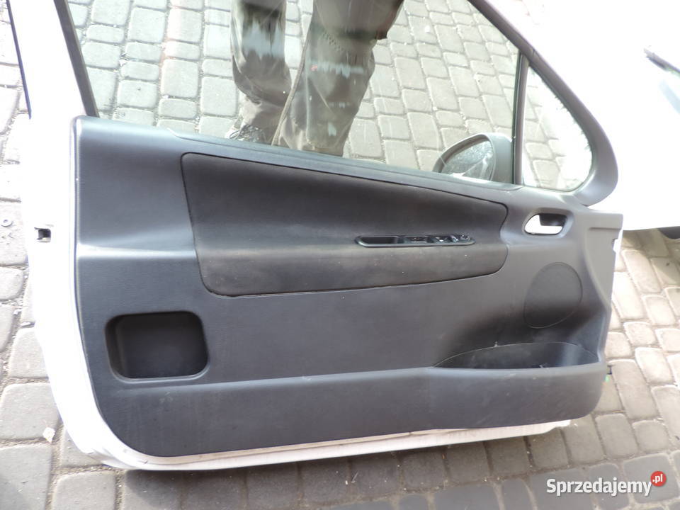 DRZWI LEWY PRZÓD PEUGEOT 207 FL 3D KOLOR EWPA małopolskie Nowy Sącz