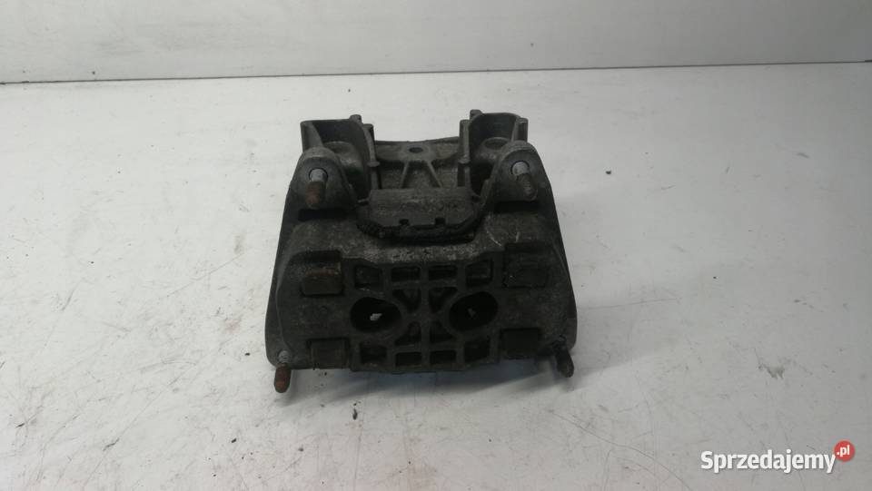 ŁAPA PODUSZKA AUDI A6 C6 4F0399115BP 4F0399151 Przystajń
