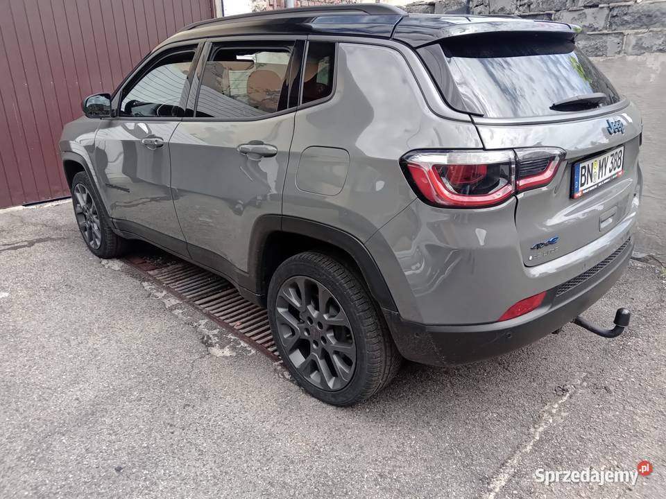 Jeep Compass bogata wersja ładowany z gnizadka Rawicz