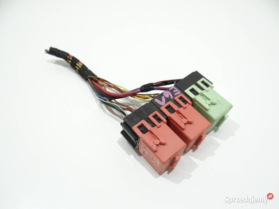 PRZEKAŹNIKI ZAWIESZENIA NIVO BMW E61 8373700 Materiały instalacyjne