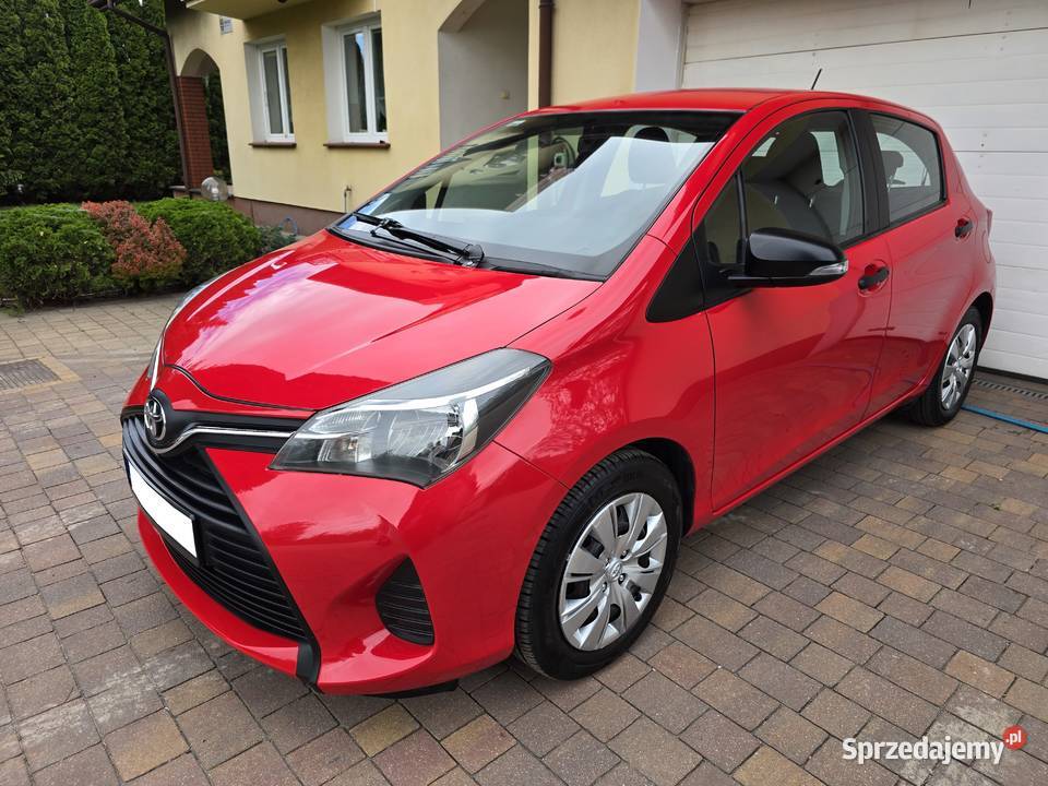 Toyota Yaris 10 VVTi Active bezwypadkowy bardo nieuszkodzony mazowieckie Karczew