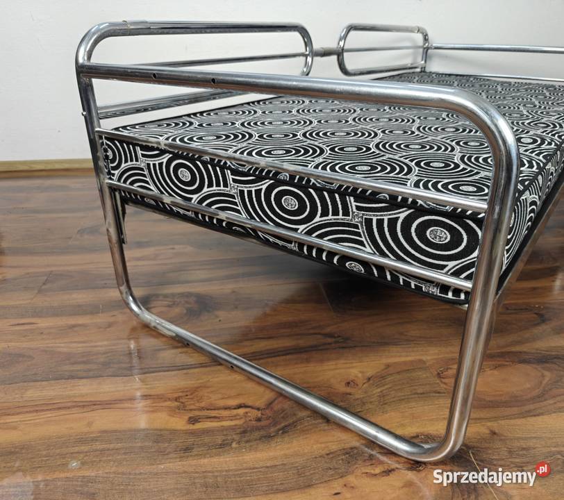 Sofa w stylu Bauhaus