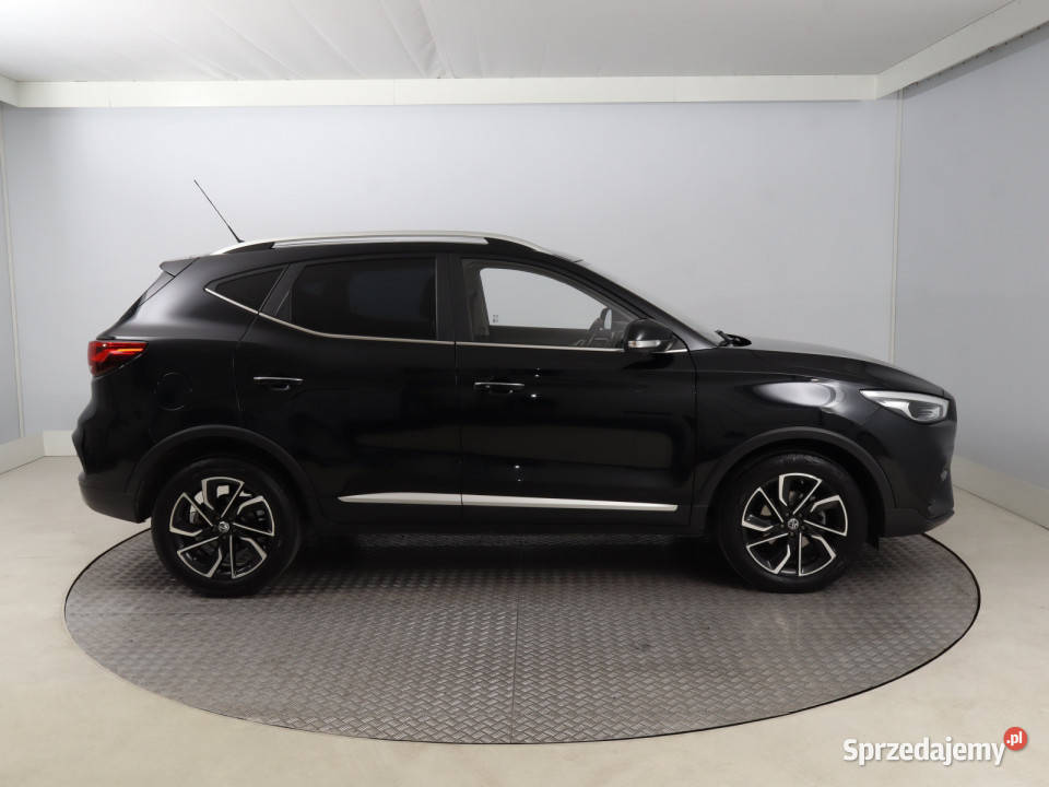 MG ZS SUV 10 Turbo