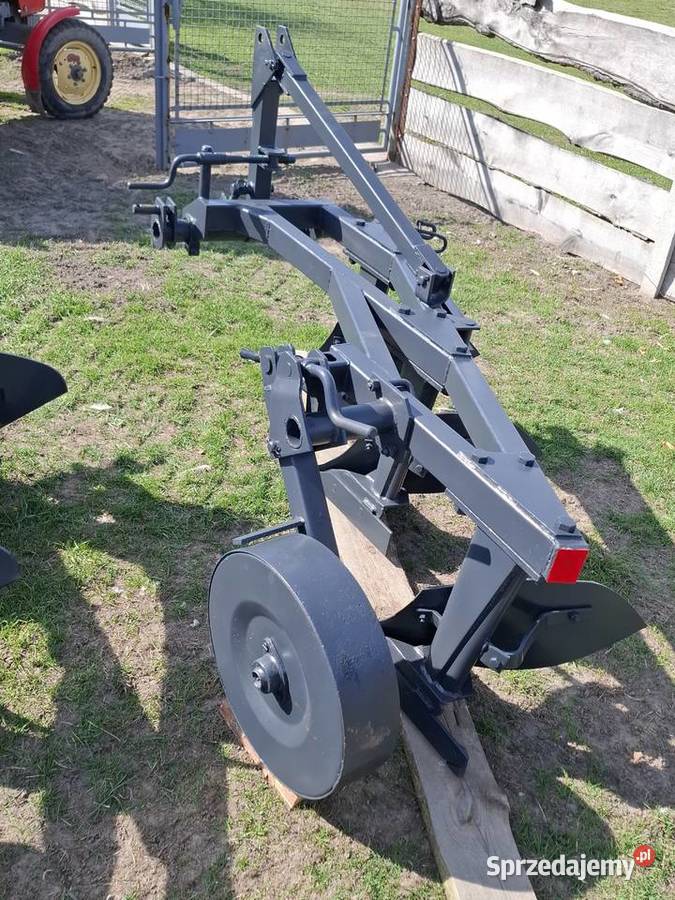 Pługi 3trójki 2 sztuki Rolnictwo świętokrzyskie Włoszczowa sprzedam