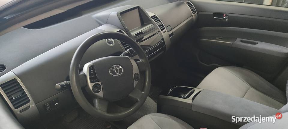 TOYOTA PRIUS HYBRID z 2005 roku 1500cm3 Białystok