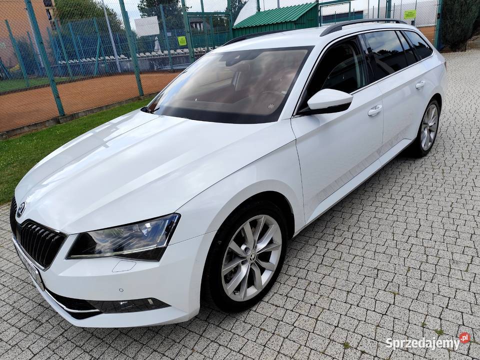 Skoda Superb III 20 TDI Navi Led Asystenty