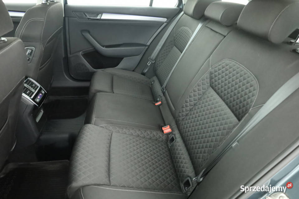 Skoda Superb 15 TSI automatyczna Superb Piaseczno