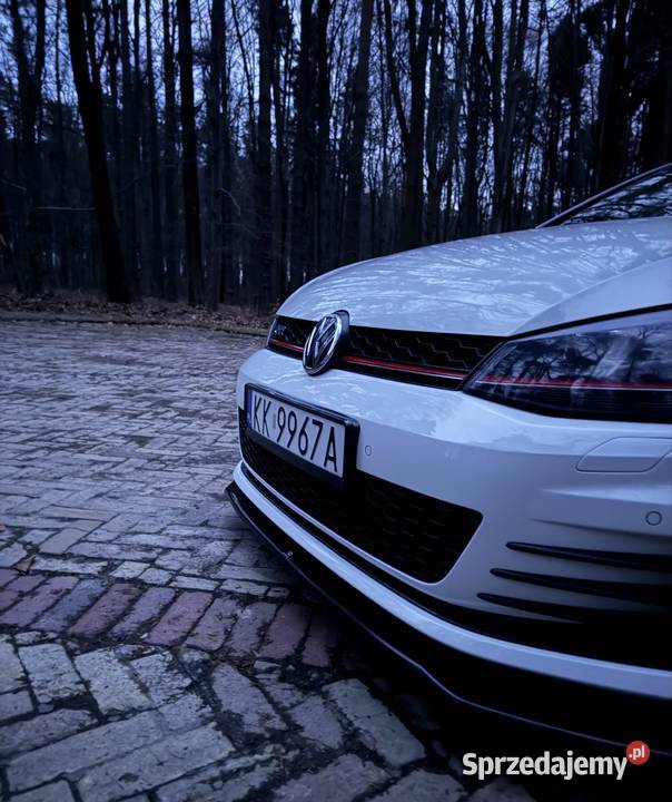 Volkswagen Golf 7 GTI
