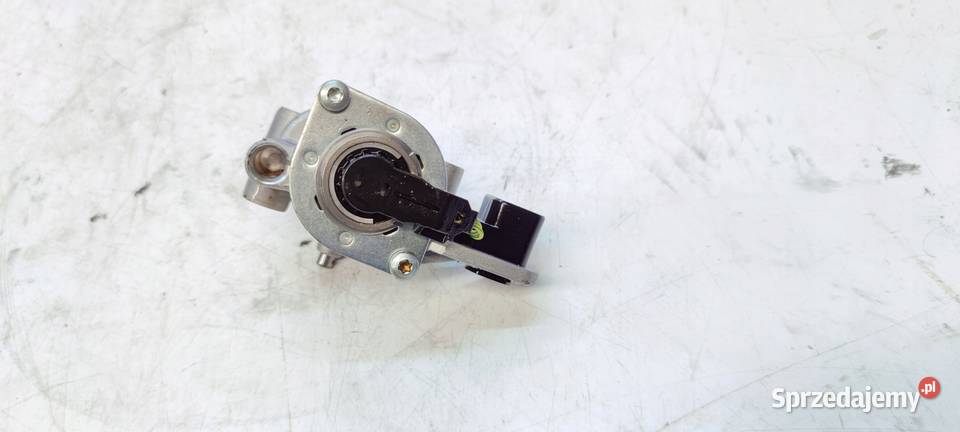 ELEKTROZAWÓR SKRZYNI BIEGÓW STRONIC AUDI A4 B9 Przystajń