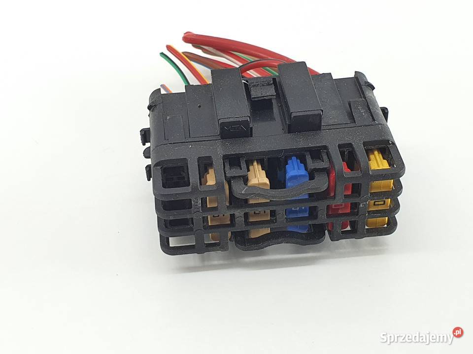 PUSZKA BEZPIECZNIKOW BEZPIECZNIK PEUGEOT