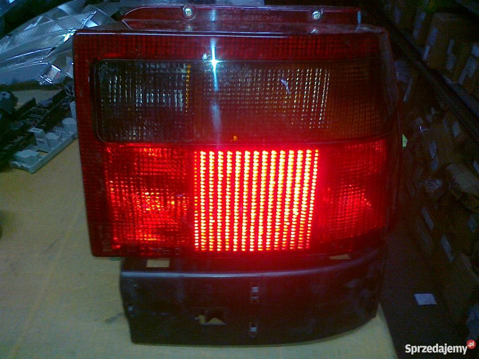 CITROEN ZX LAMPA TYŁ PR NOWA VALEO 84523 Pruszków