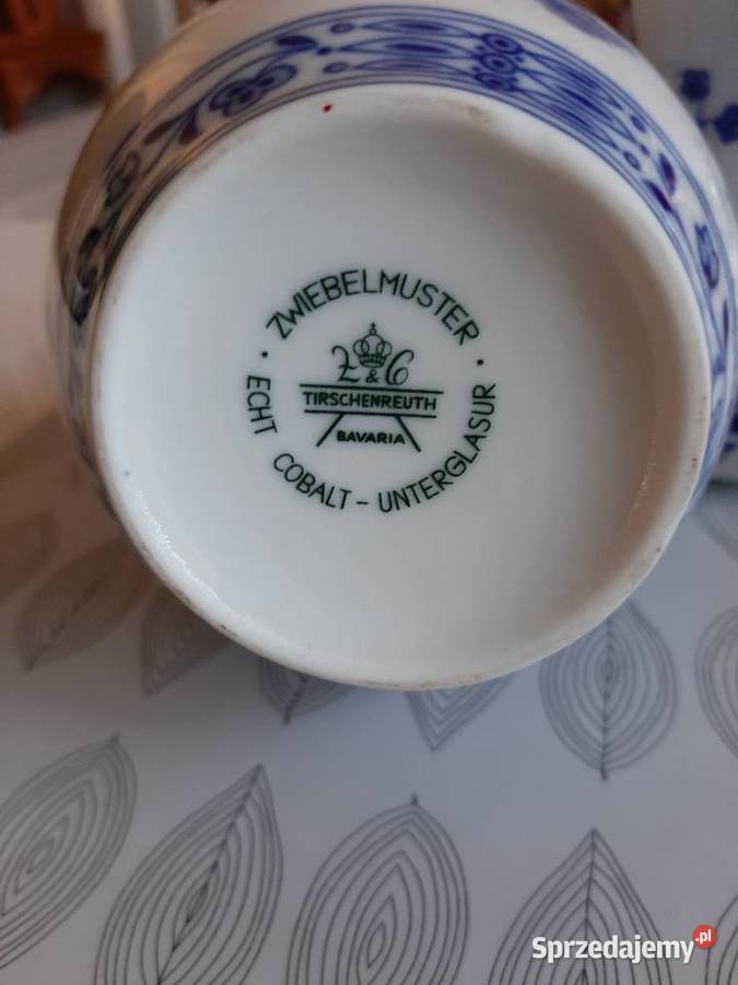 Zwiebelmuster wazonik dzbanuszek Porcelana i szkło Stronie Śląskie