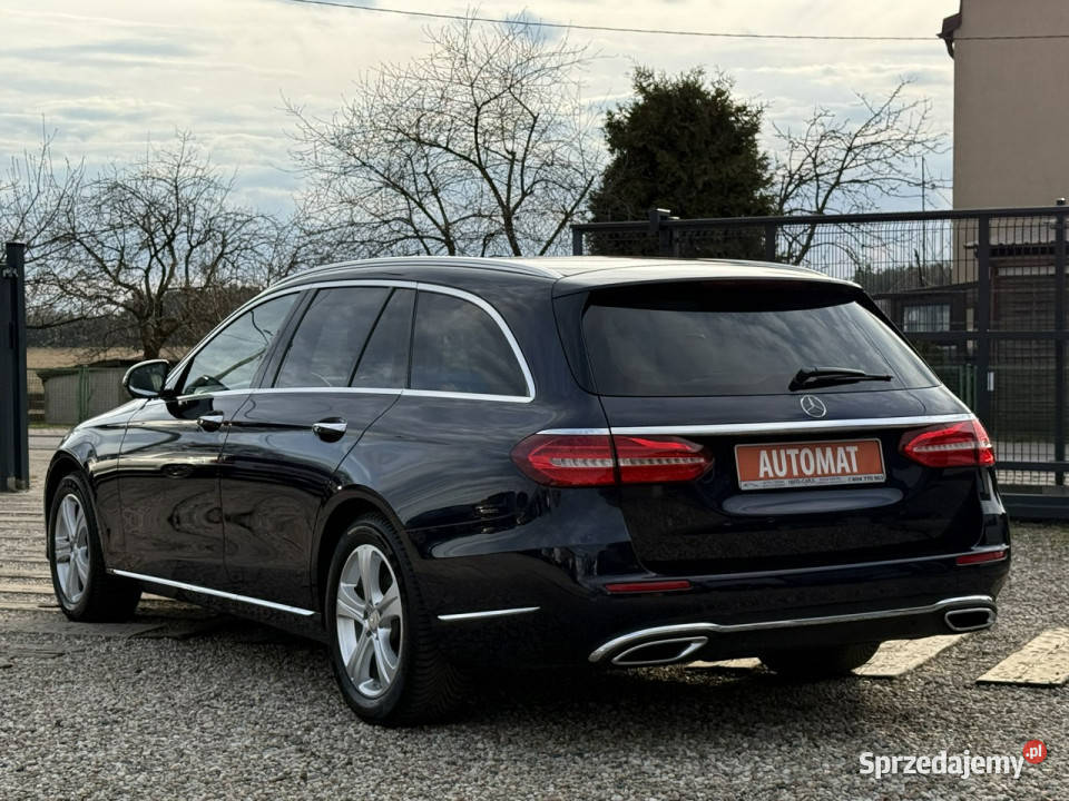 Mercedes E 220 NAVIautomatskóryz Niemiec W213 Rok produkcji 2016 Dąbrowa