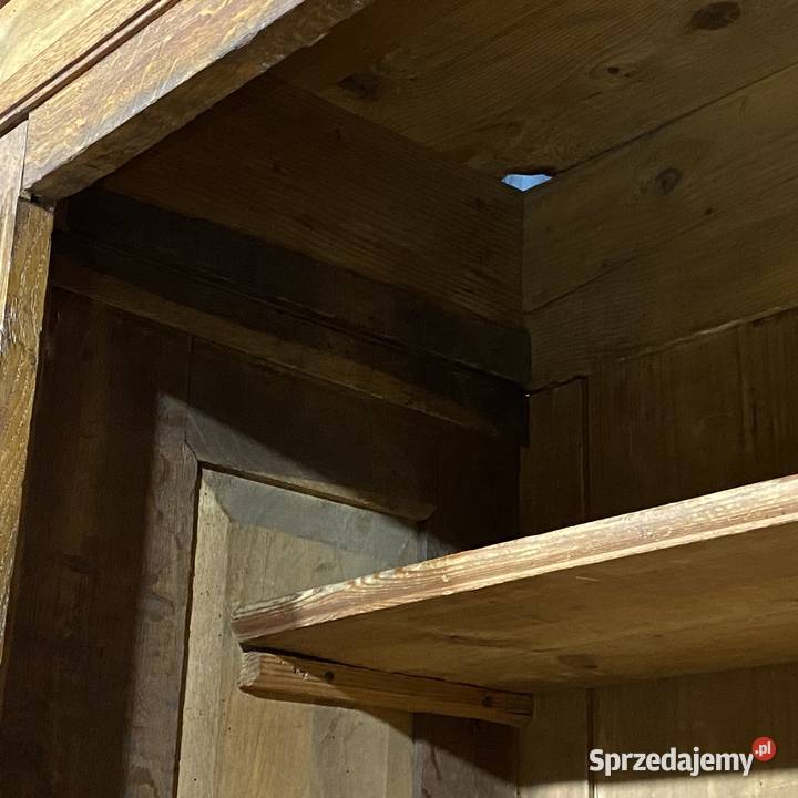 Antyczna szafa dwudrzwiowa z intarsjami I poł Budno